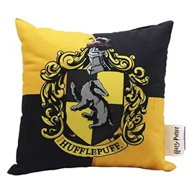 Almofada veludo Lufa-Lufa tema de Hogwarts Pequena